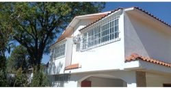 RENTA O VENTA DE CASA CON AMPLIO JARDÍN EN SAN ESTEBAN TIZATLAN