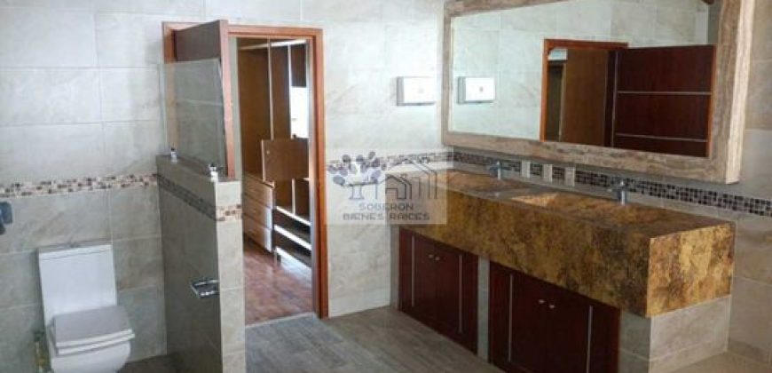 RENTA O VENTA DE CASA CON AMPLIO JARDÍN EN SAN ESTEBAN TIZATLAN