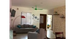 VENTA DE CASA DE 1 NIVEL CON ALBERCA Y JARDÍN QUINTAS BASPUL YUCATÁN