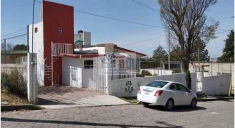 VENTA DE CASA DE UN PISO CON JARDÍN EN SAN ANDRÉS AHUASHUATEPEC