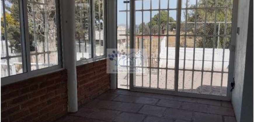 VENTA DE CASA DE UN PISO CON JARDÍN EN SAN ANDRÉS AHUASHUATEPEC