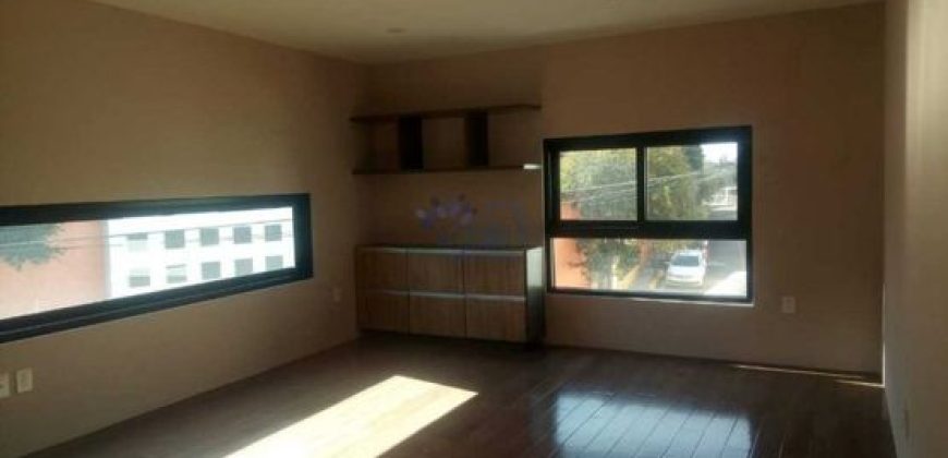 VENTA DE CASA EN DESNIVELES CON VISTA PANORÁMICA EN OCOTLAN