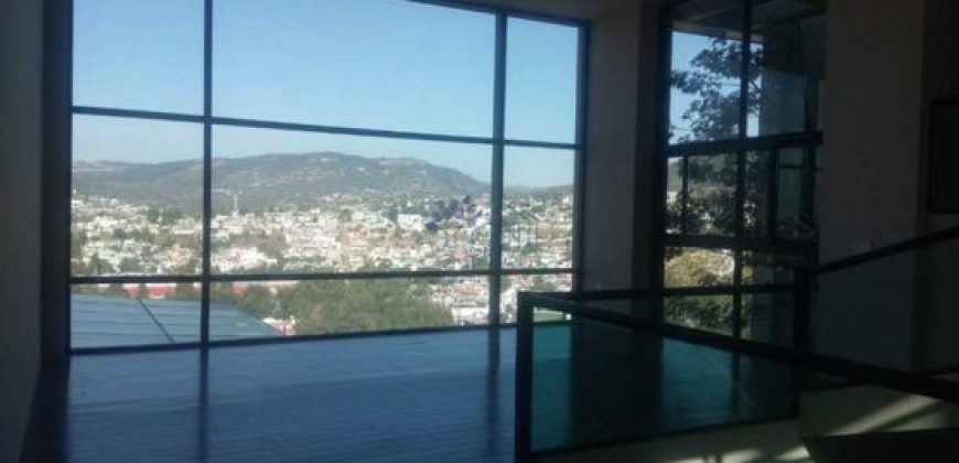 VENTA DE CASA EN DESNIVELES CON VISTA PANORÁMICA EN OCOTLAN